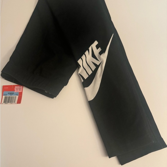 Nike Pants - Nike Women’s leggings